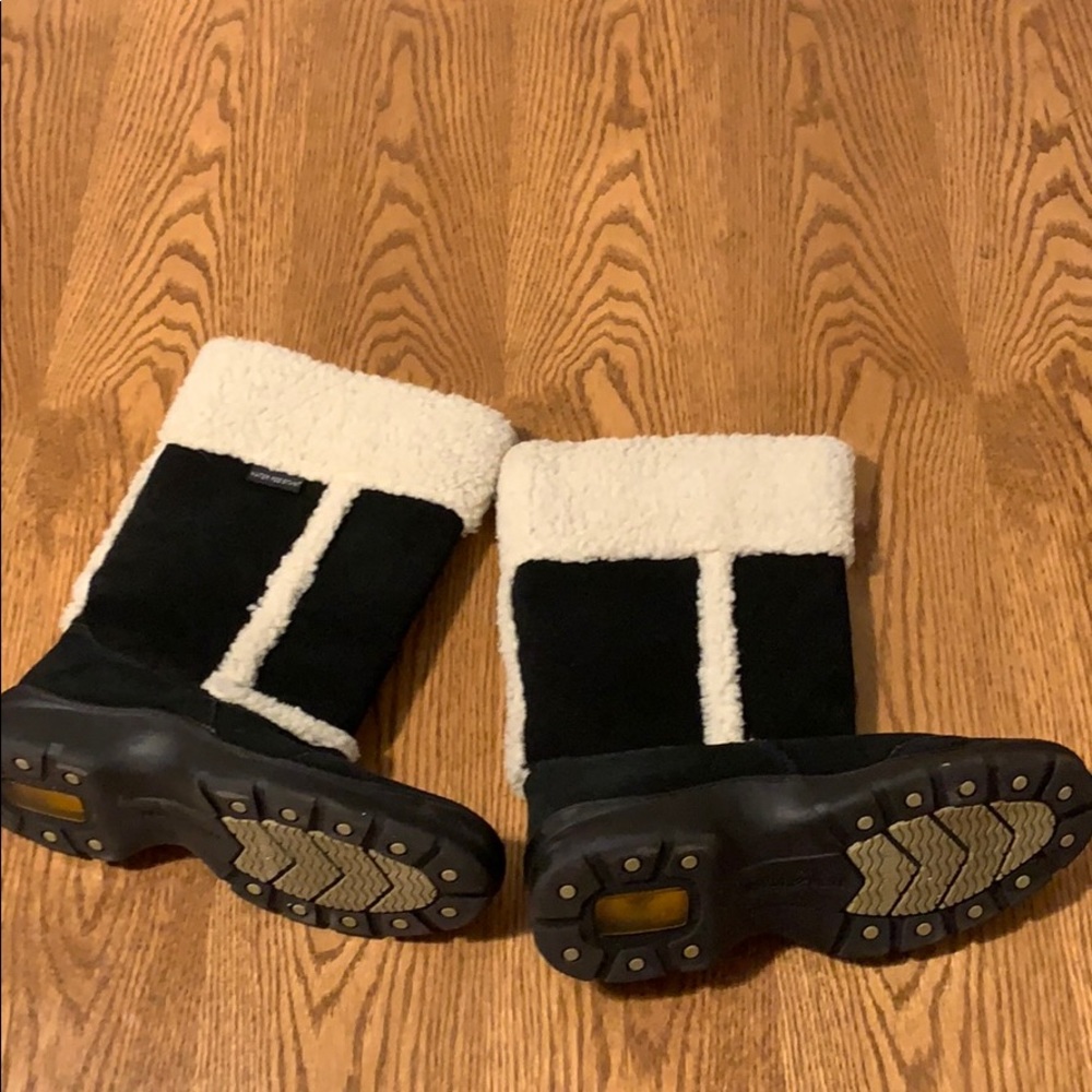 Water resistant boots